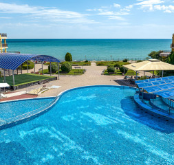 Pool_12.jpg