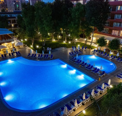 Pool_1.jpg