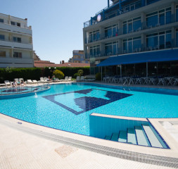 Pool_1.jpg