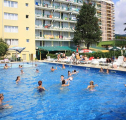 Pool_1.jpg