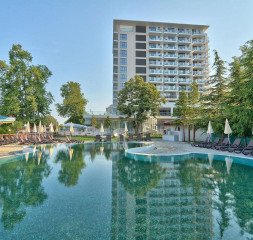 Pool_1.jpg