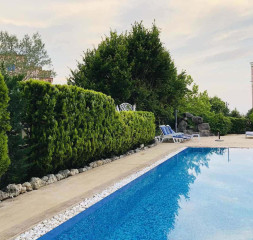 Pool_1.jpg