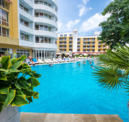 Pool_1.jpg