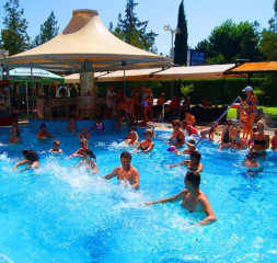 Pool_1.jpg