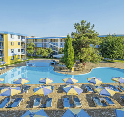 Pool_1.jpg
