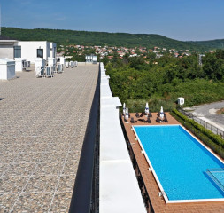 Pool_1.jpg