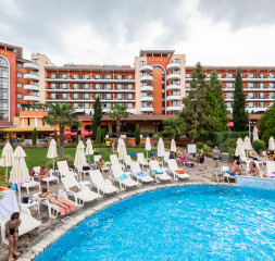 Pool_1.jpg