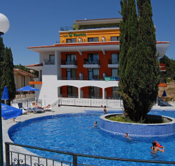 Pool_1.jpg