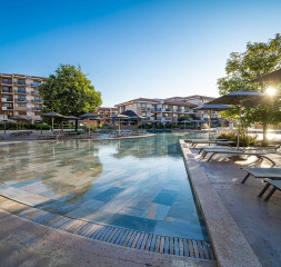 Pool_1.jpg