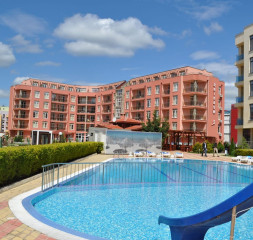 Pool_1.jpg