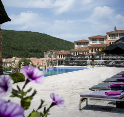 Pool_1.jpg