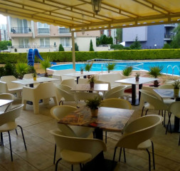 Pool_2.jpeg