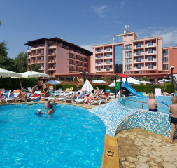 Pool_2.jpg