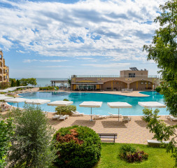 Pool_4.jpg