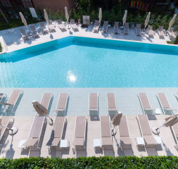 Pool_4.jpg