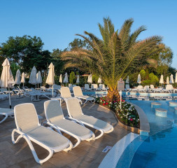 Pool_4.jpg