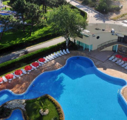 Pool_4.jpg