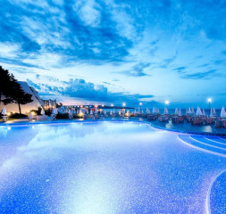 Pool_4.jpg