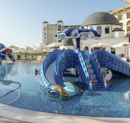 Pool_4.jpg