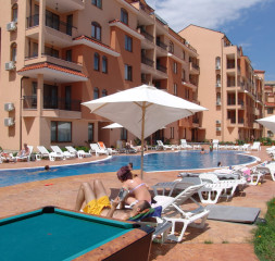 Pool_5.jpg