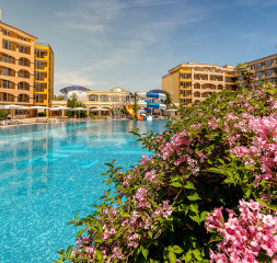 Pool_5.jpg