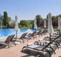 Pool_6.jpg