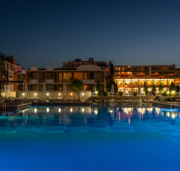 Pool_6.jpg