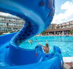 Pool_6.jpg
