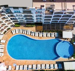 Pool_6.jpg