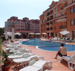 Pool_7.jpg