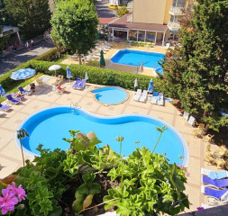 Pool_7.jpg