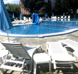 Pool_7.jpg