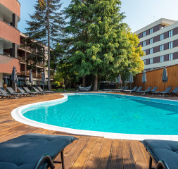 Pool_7.jpg