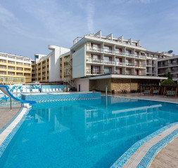 Pool_8.jpg