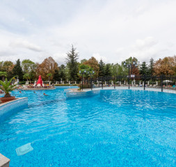 Pool_8.jpg