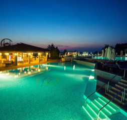 Pool_8.jpg