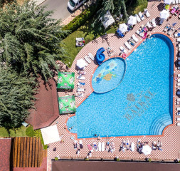 Pool_8.jpg