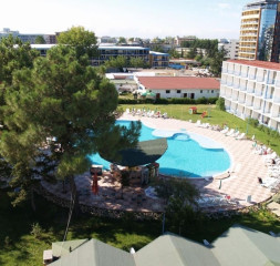 Pool_8.jpeg
