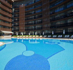 Pool.jpg