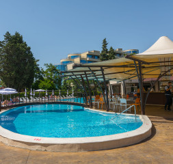 Pool_9.jpg