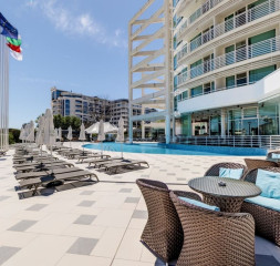 Pool_Bar_1.jpeg