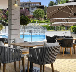 Pool_Bar_2.jpg