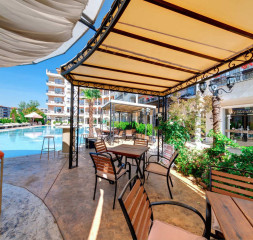 Pool_Bar_2.jpg