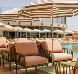 Pool_Bar.jpg