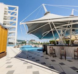 Pool_Bar.jpeg