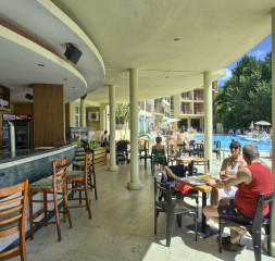 Pool_Bar.jpg