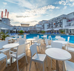 Pool_Bar.jpg