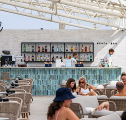 Pool_Bar.jpg