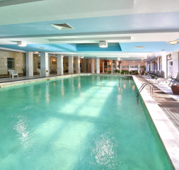 Pool_Indoor_2.jpg