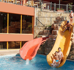 Pool_Kids_1.jpg